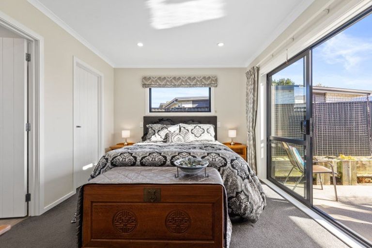 Photo of property in 15 Peter Way Place, Glenview, Hamilton, 3206