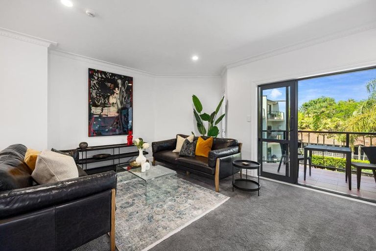 Photo of property in 9/177 Hurstmere Road, Takapuna, Auckland, 0622