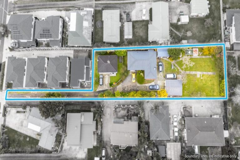 Photo of property in 56 Christmas Road, Manurewa, Auckland, 2102