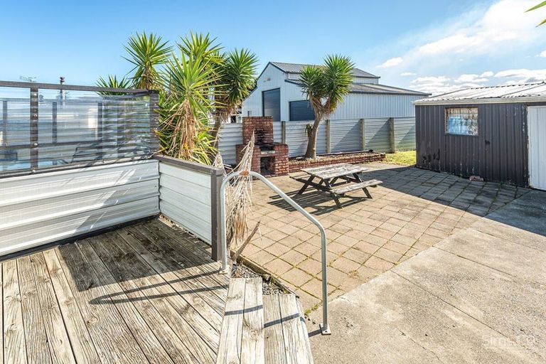 Photo of property in 38 Tongariro Street, Castlecliff, Wanganui, 4501