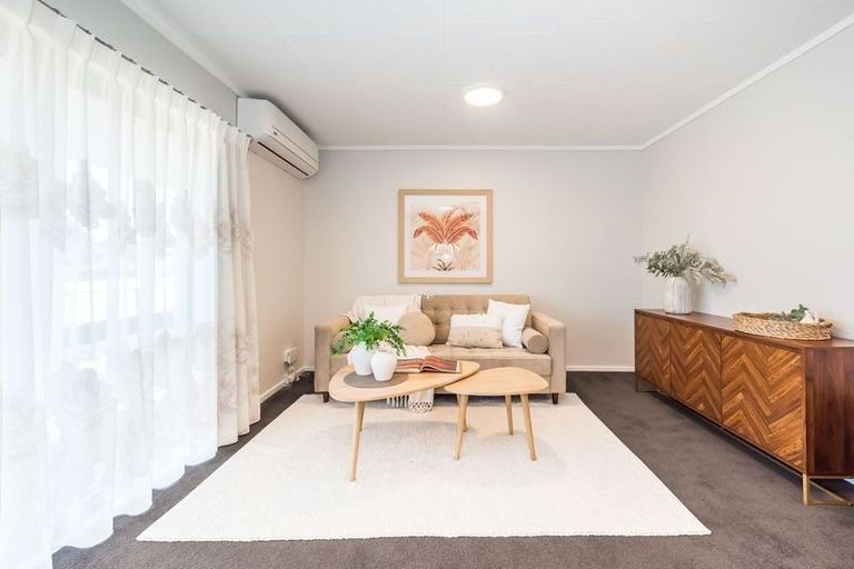 Photo of property in 8a Utauta Street, Waikanae, 5036