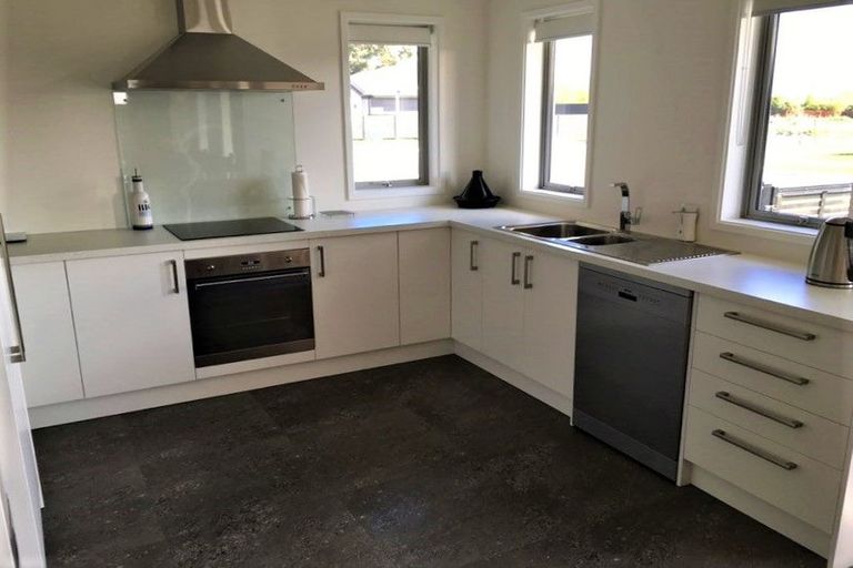 Photo of property in 2 Ranginui Drive, Kaiapoi, 7630