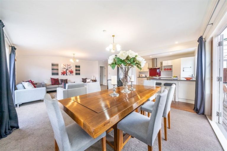 Photo of property in 5f2- Stephen Street, Trentham, Upper Hutt, 5018