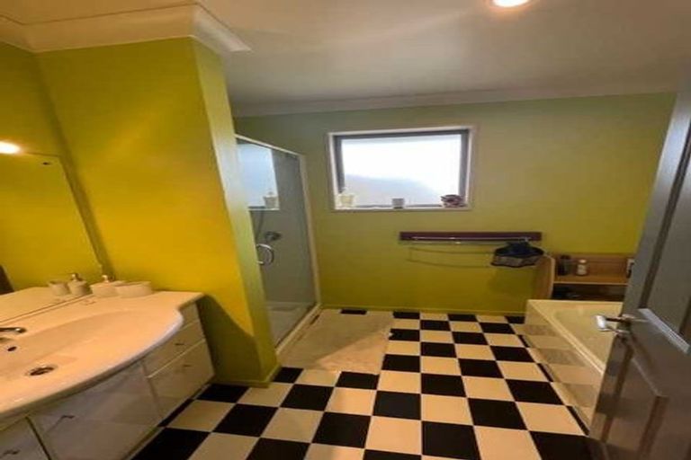 Photo of property in 18a Kirkbride Street, Wallacetown, 9816