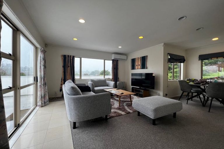 Photo of property in 73 Spinella Drive, Bayview, Auckland, 0629