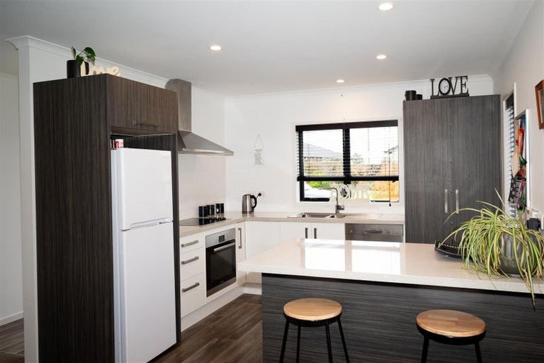 Photo of property in 18/11u Errol Close, Burbush, Hamilton, 3288