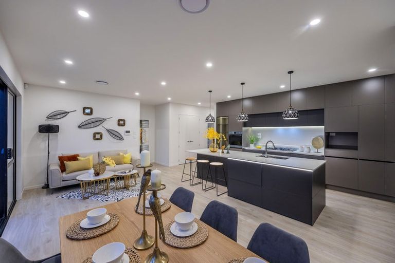 Photo of property in 30 Babina Avenue, Kumeu, 0810