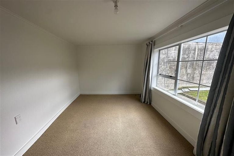 Photo of property in 63 Constable Street, Newtown, Wellington, 6021