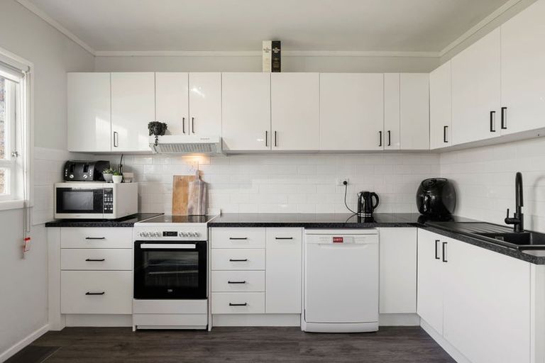 Photo of property in 203 Warburton Crescent, Te Awamutu, 3800