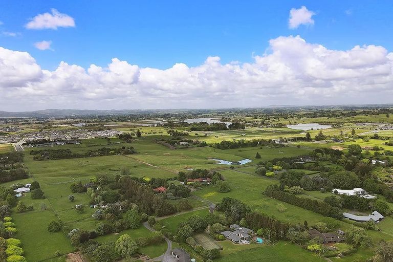 Photo of property in 71 Derbyshire Lane, Karaka, Papakura, 2580