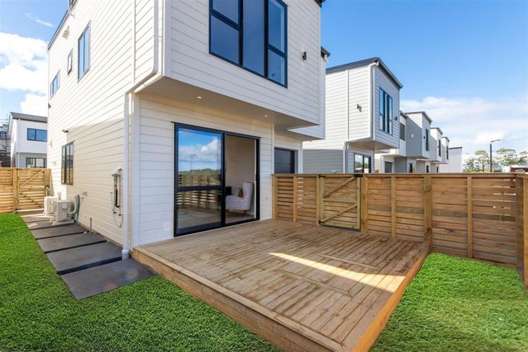 Photo of property in 164 Kerepi Street, Westgate, 0814