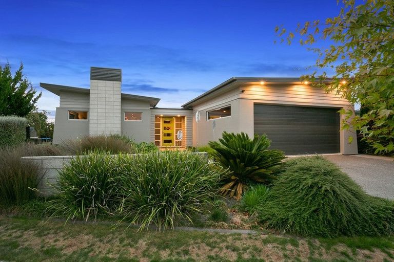 Photo of property in 29 Norfolk Drive, Cambridge, 3434