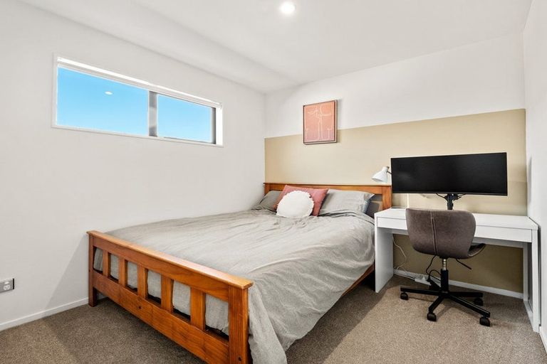 Photo of property in 19 Maize Street, Jacks Point, Queenstown, 9371