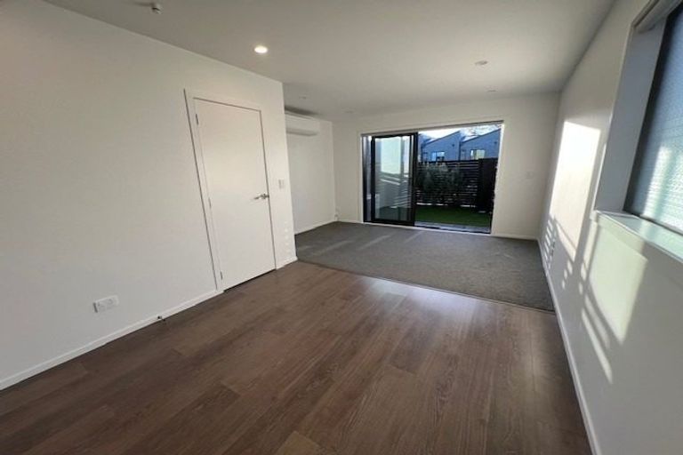Photo of property in 27/28 Westgate Drive, Westgate, Auckland, 0614