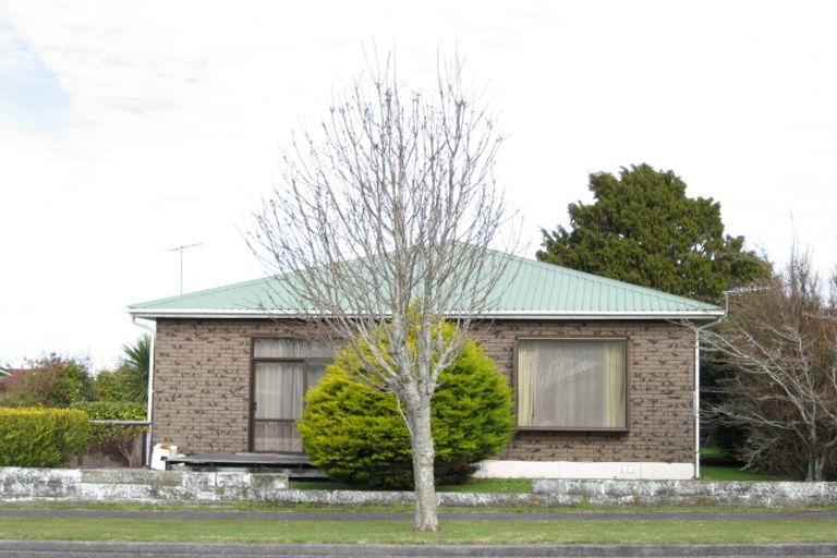 Photo of property in 9 Olivia Street, Stratford, 4332