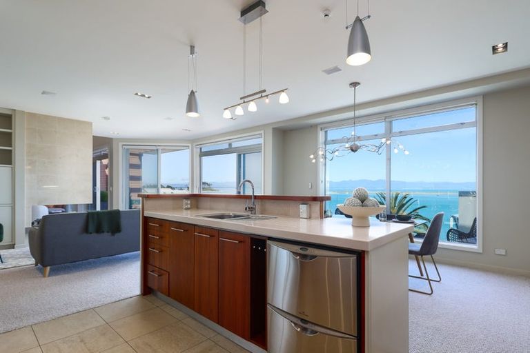 Photo of property in 6/275 Wakefield Quay, Stepneyville, Nelson, 7010