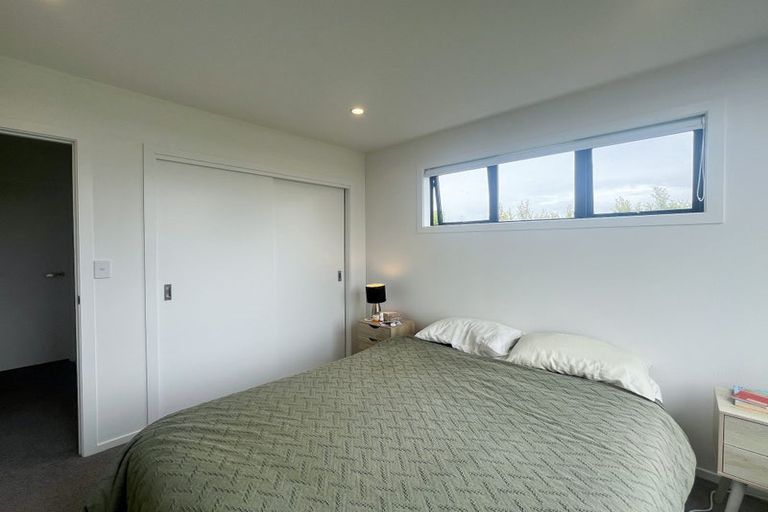 Photo of property in 12/12 Tawa Road, Te Atatu Peninsula, Auckland, 0610