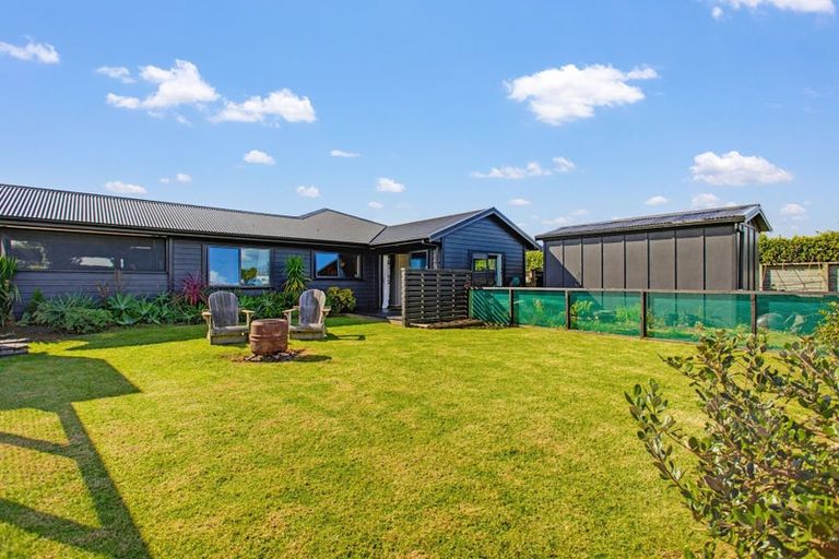 Photo of property in 5 Bravo Place, Whitianga, 3510