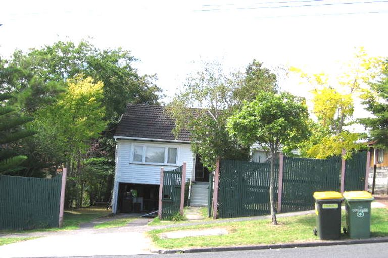 Photo of property in 5/12 Arahoe Road, New Lynn, Auckland, 0600