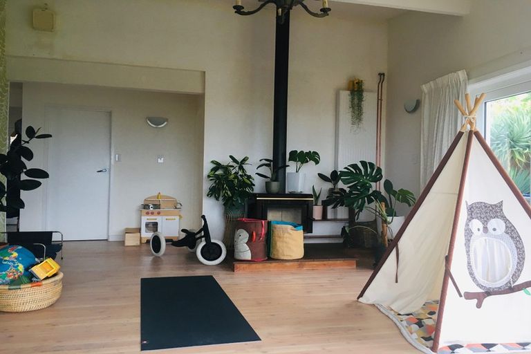 Photo of property in 19 Orewa Heights Crescent, Orewa, 0931