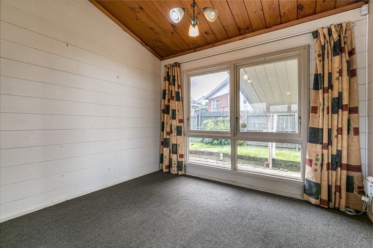 Photo of property in 291 Pakuranga Road, Pakuranga Heights, Auckland, 2010