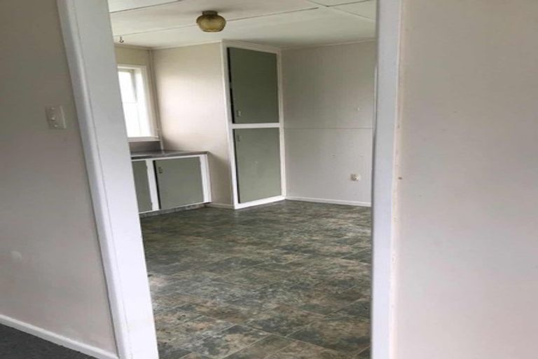 Photo of property in 58 Glendale Road, Glen Eden, Auckland, 0602
