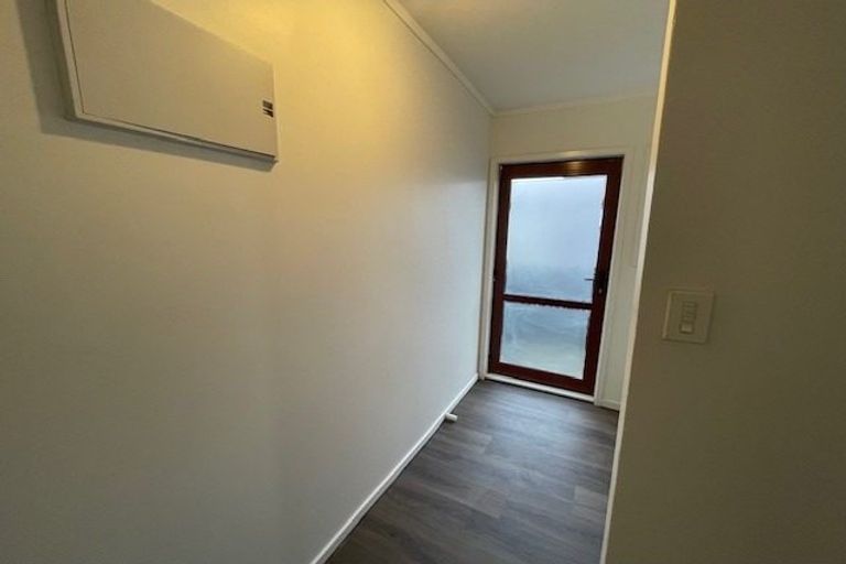 Photo of property in 1/21 Solveig Place, Randwick Park, Auckland, 2105