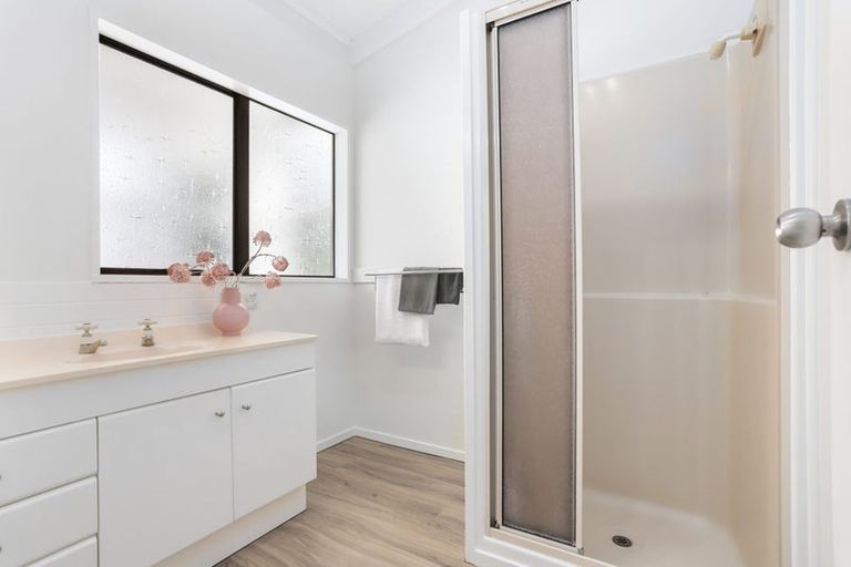 Photo of property in 50a Gardner Avenue, New Lynn, Auckland, 0600