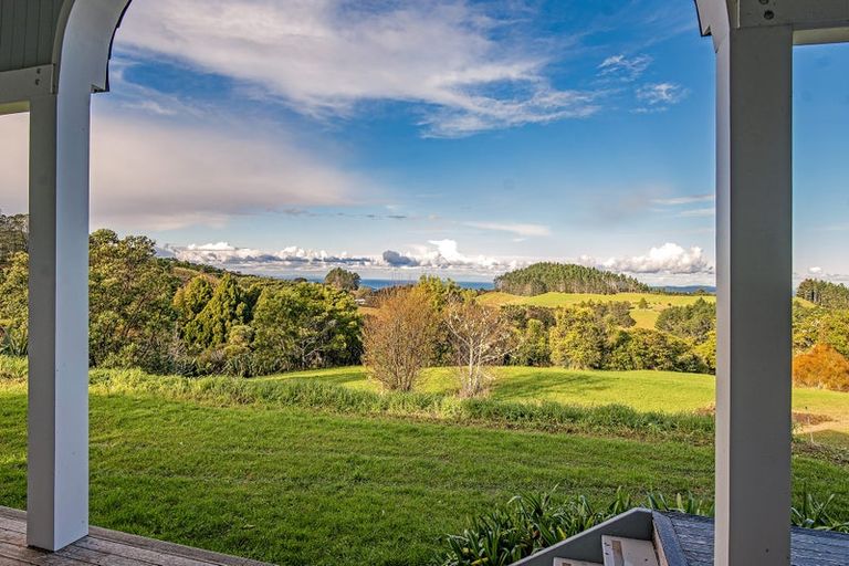 Photo of property in 109 Govan Wilson Road, Whangaripo, Warkworth, 0985