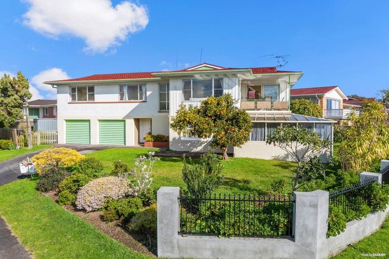 Photo of property in 7 Sea Spray Drive, Bucklands Beach, Auckland, 2012