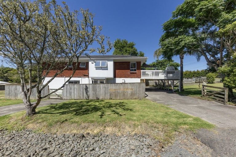 Photo of property in 37 Maude Street, Riverhead, 0820