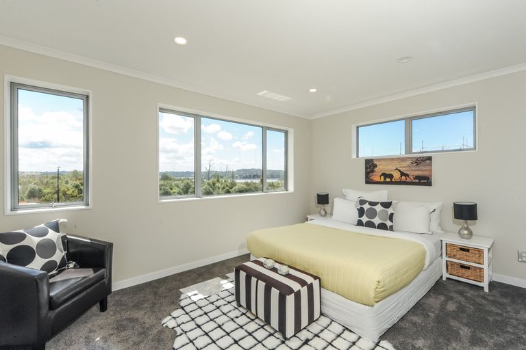 Photo of property in 36 Lockheed Street, Hobsonville, Auckland, 0618