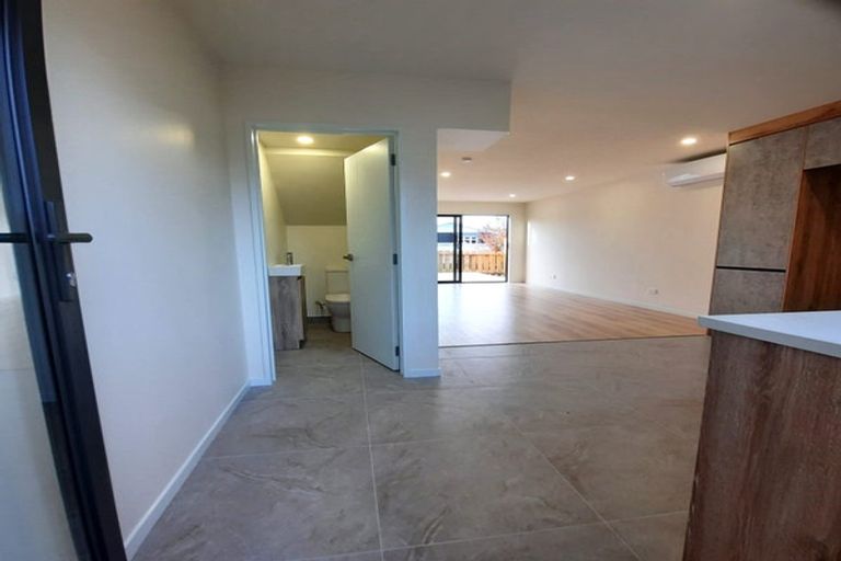 Photo of property in 5/10 Rimu Street, New Lynn, Auckland, 0600