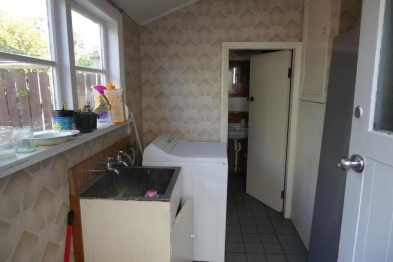 Photo of property in 46 Sussex Street, Mount Cook, Wellington, 6021