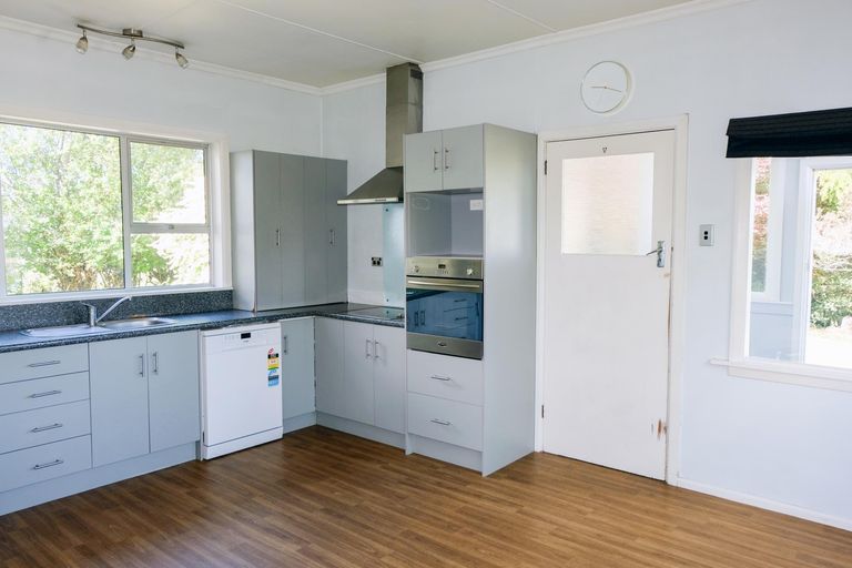 Photo of property in 45 Awamoa Road, Holmes Hill, Oamaru, 9401