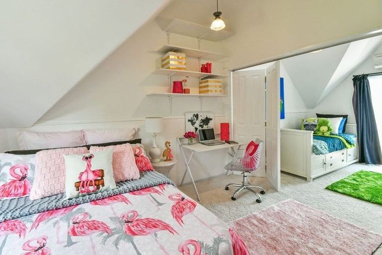 Photo of property in 14 Cameron Place, Drury, 2113