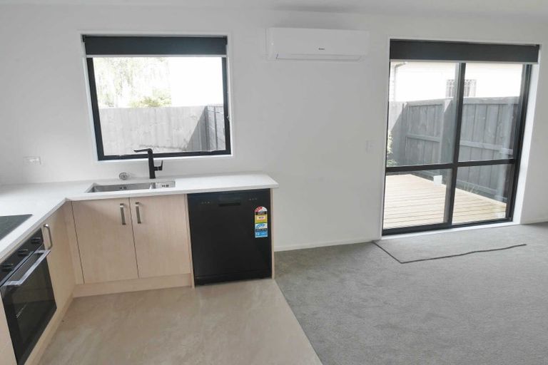 Photo of property in 1/407 Hereford Street, Linwood, Christchurch, 8011