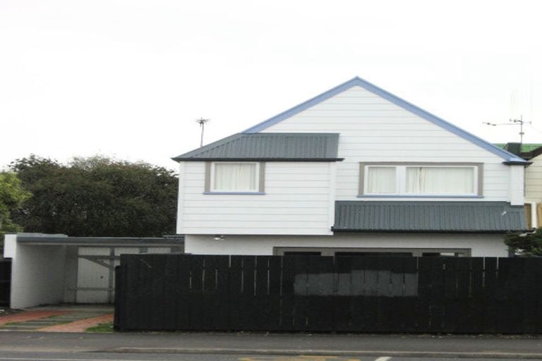Photo of property in 825h Heaphy Terrace, Claudelands, Hamilton, 3214