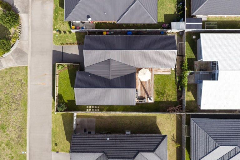 Photo of property in 5 Kahotea Place, Papamoa Beach, Papamoa, 3118