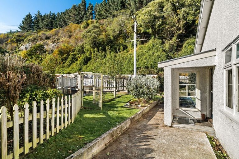 Photo of property in 2 Warburton Street, Karoro, Greymouth, 7805
