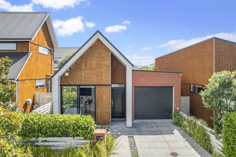 Photo of property in 8 Harakeke Road, Hobsonville, Auckland, 0616