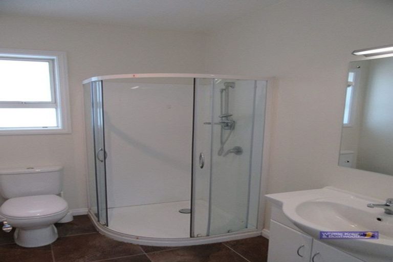 Photo of property in 1 Piko Crescent, Riccarton, Christchurch, 8041