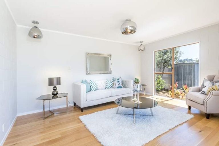 Photo of property in 109 Stredwick Drive, Torbay, Auckland, 0630