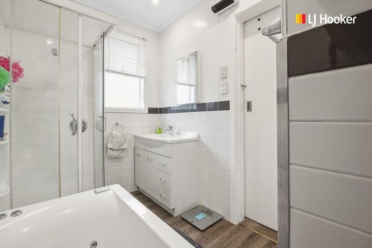 Photo of property in 268 Kenmure Road, Kenmure, Dunedin, 9011