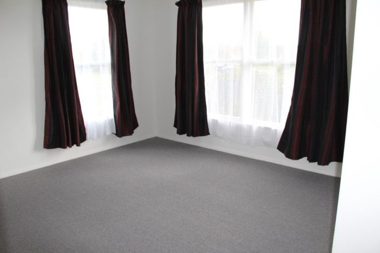 Photo of property in 11 Thames Street, Roslyn, Palmerston North, 4414