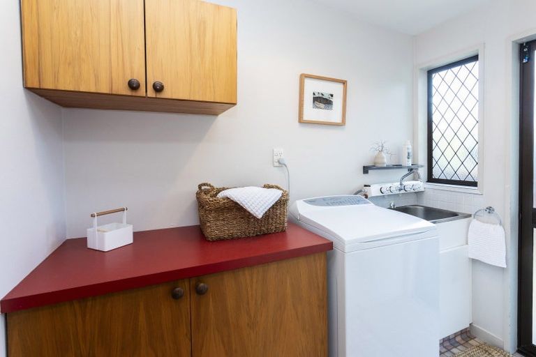 Photo of property in 1/17 Moncks Spur Road, Redcliffs, Christchurch, 8081