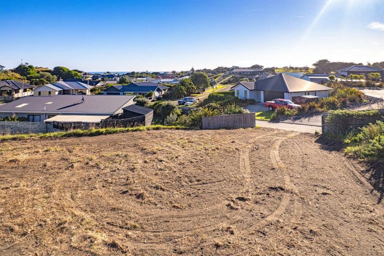 Photo of property in 39 Golf Vue Place, Castlecliff, Wanganui, 4501