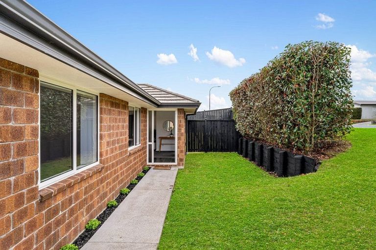 Photo of property in 1 Patu Way, Patumahoe, Pukekohe, 2679