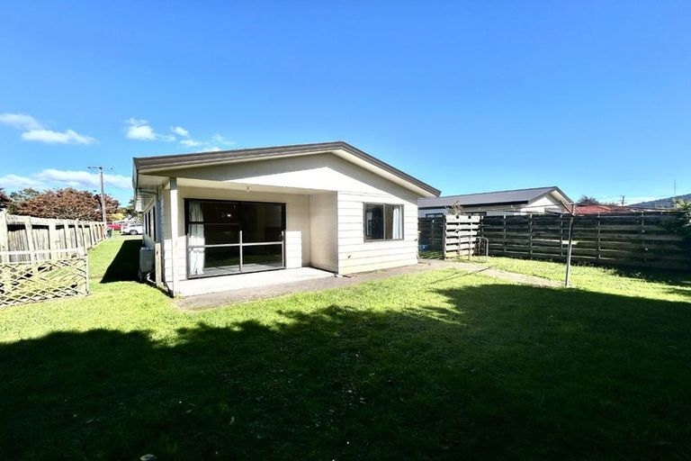 Photo of property in 6 Tarewa Place, Rotorua, 3010