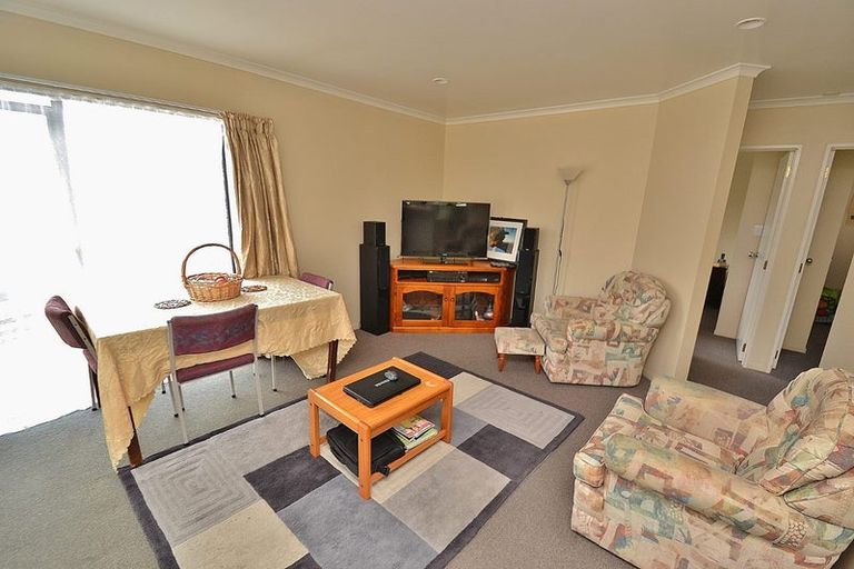 Photo of property in 13 Milich Terrace, Te Atatu South, Auckland, 0610